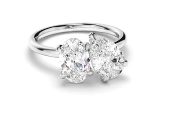 Oval & Pear Cut Diamond Toi et Moi Engagement Ring