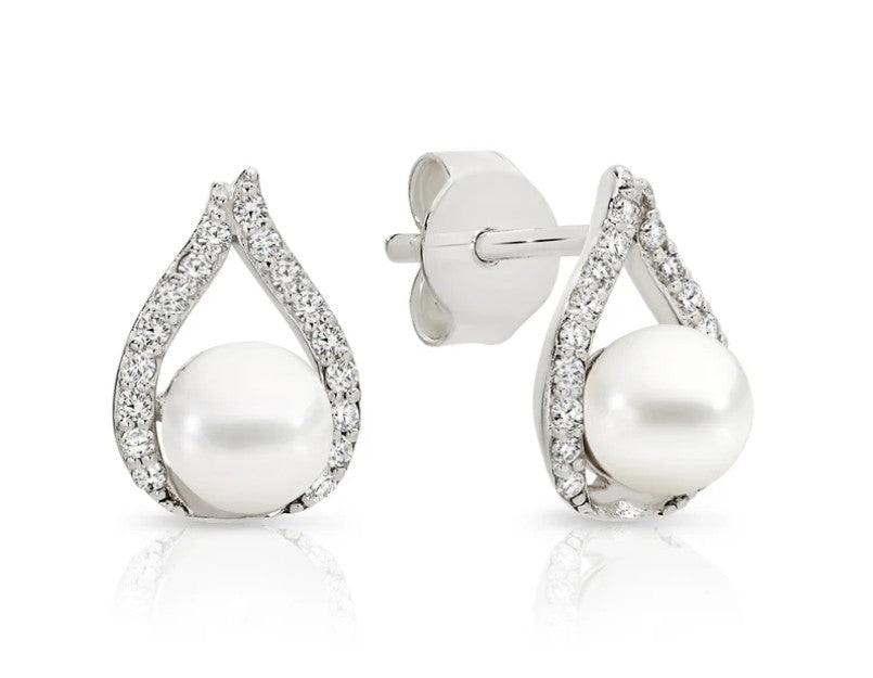 Silver pearl studs