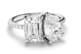 Emerald & Pear Cut Diamond Toi et Moi Engagement Ring