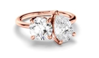 Round Brilliant & Pear Cut Diamond Toi et Moi Engagement Ring