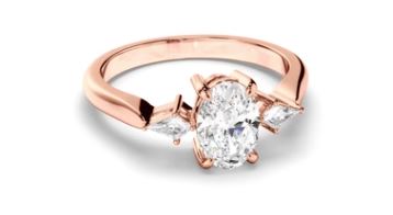Oval Cut Diamond Trilogy Engagement Ring with Kite Sides