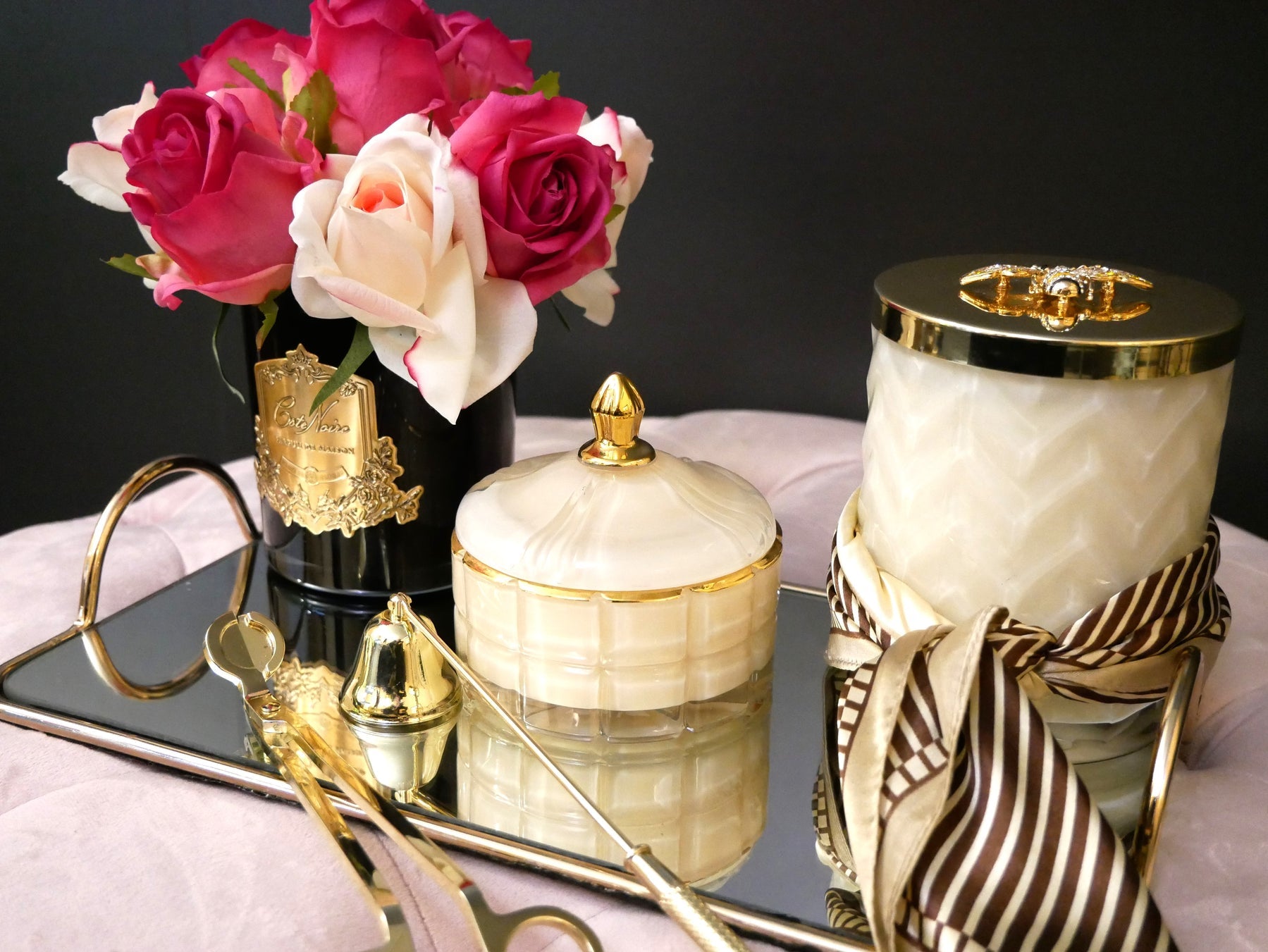 COTE NOIRE Art Deco Candle - Cream & Gold