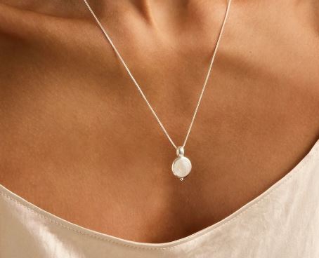 Garland Moonstone Necklace