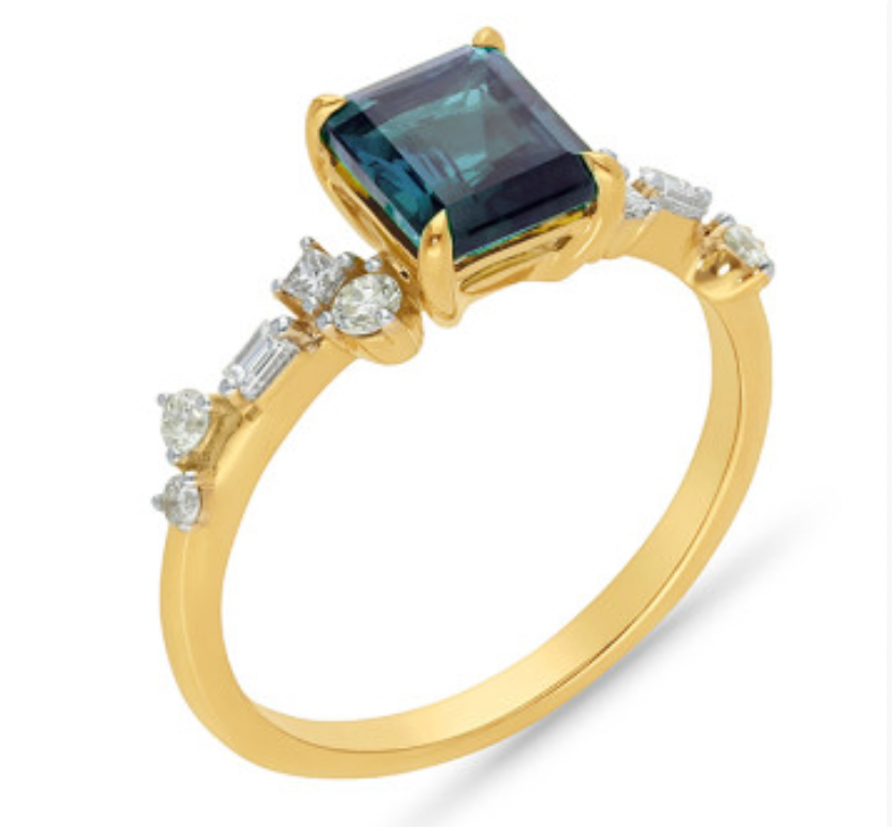 9ct Gold London Blue Topaz & Diamond Dress Ring